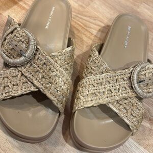Marc Fisher Rafia slides size 8